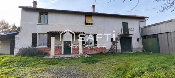 FERME A RENOVER. 7000 M2 TERRAIN. GROS POTENTIEL