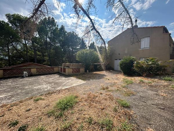 Maison Carcassonne avec jardin sous sol et garage