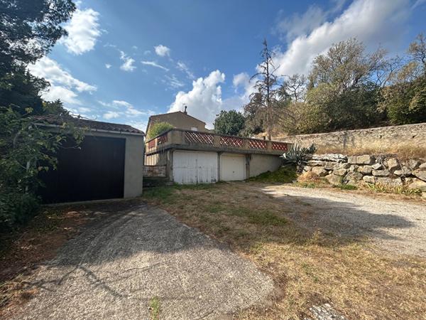 Maison Carcassonne avec jardin sous sol et garage