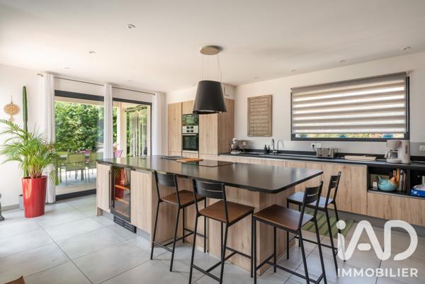 Maison à vendre 6 pièces 140 m² Coublevie