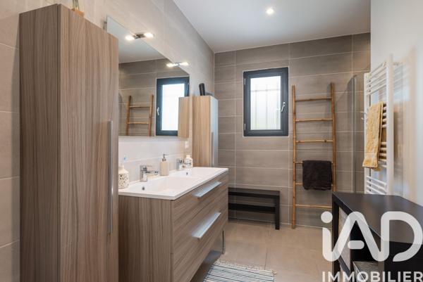 Maison à vendre 6 pièces 140 m² Coublevie
