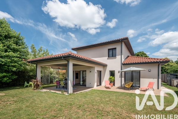 Maison à vendre 6 pièces 140 m² Coublevie