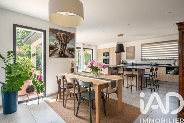 Maison à vendre 6 pièces 140 m² Coublevie