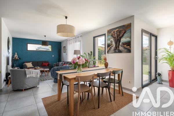 Maison à vendre 6 pièces 140 m² Coublevie