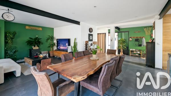 Maison à vendre 5 pièces 156 m² Bagnols-sur-Cèze