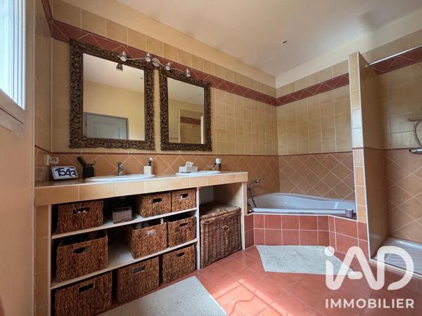 Maison à vendre 5 pièces 140 m² Seilh
