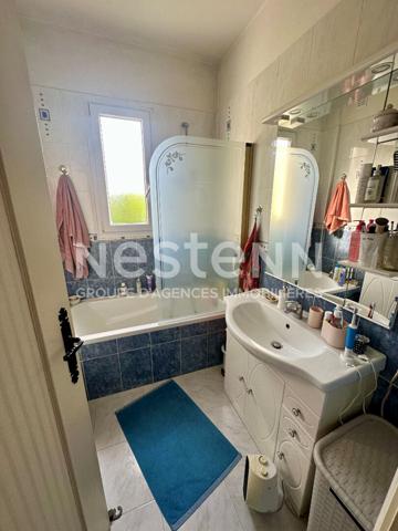 A VENDRE 4 PIECES - LIBERATION - TRES BEAU POTENTIEL - PARKING EN SUS
