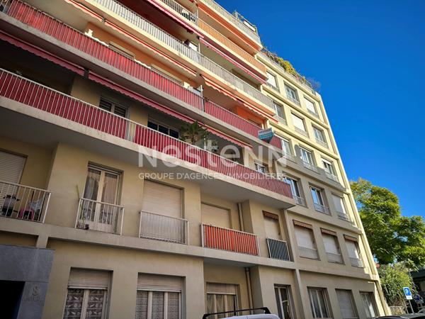 A VENDRE 4 PIECES - LIBERATION - TRES BEAU POTENTIEL - PARKING EN SUS