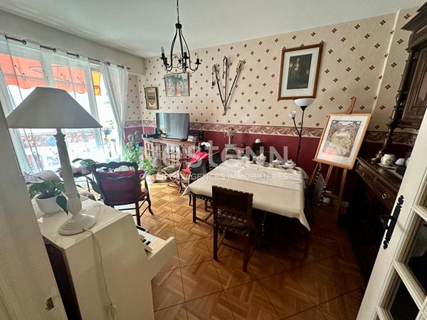 A VENDRE 4 PIECES - LIBERATION - TRES BEAU POTENTIEL - PARKING EN SUS