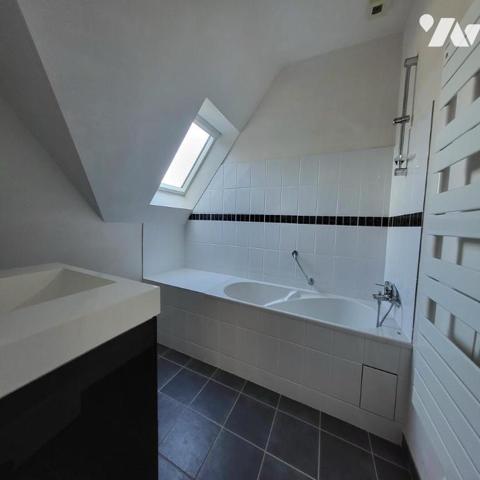 Maison d'habitation à vendre dans le centre de Châteauneuf du Faou, Finistère 29