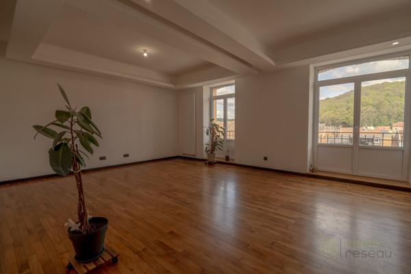 Appartement à LONGUYON (54260)