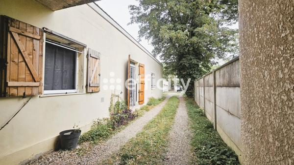 Local Commercial 3 pièces - 54 m²