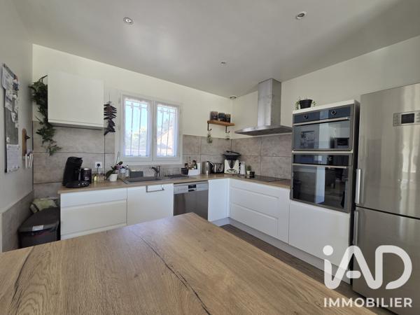 Maison à vendre 5 pièces 165 m² Entraigues-sur-la-Sorgue