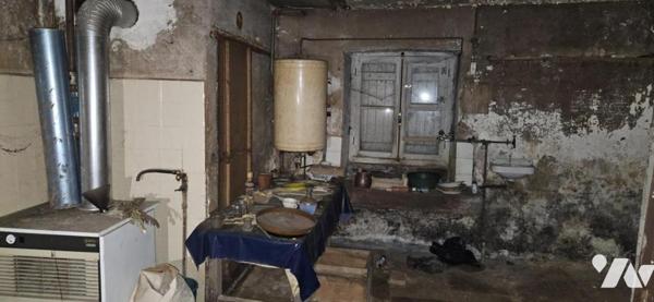 Ancien Bar - épicerie à rénover