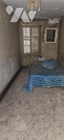 Ancien Bar - épicerie à rénover