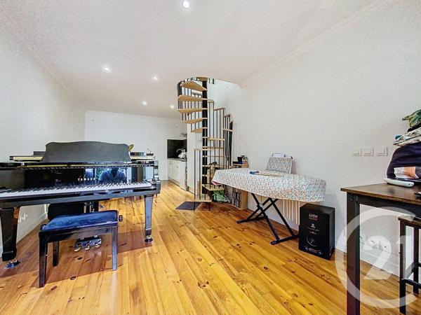 Maison à vendre  7 pièces - 185,49 m2 ROCHEFORT - 17