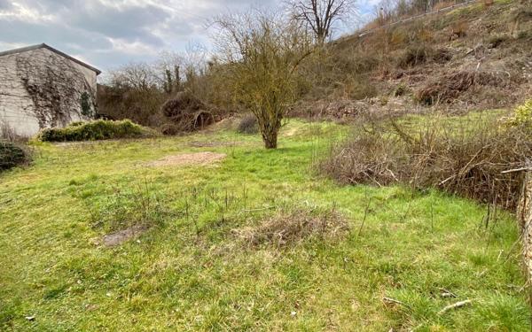 Terrain à vendre    Moutiers