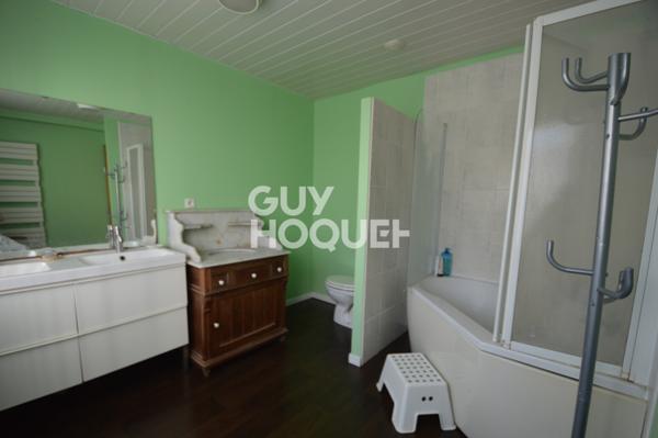 MAISON À VENDRE DE 6 PIÈCES DE 130,00 M²