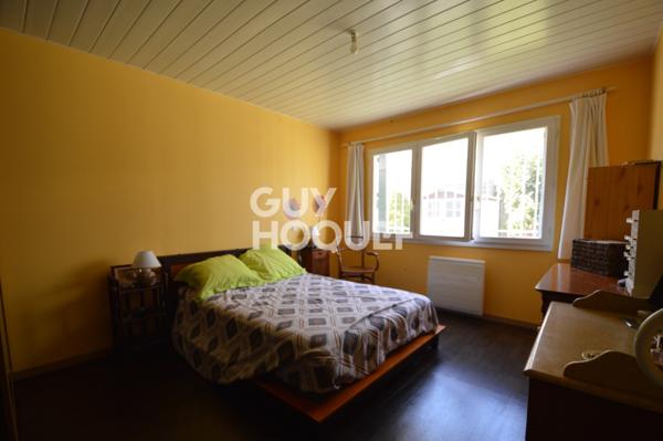 MAISON À VENDRE DE 6 PIÈCES DE 130,00 M²