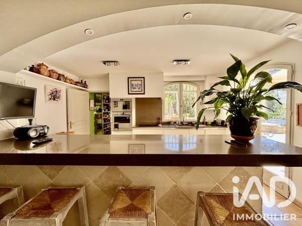 Maison à vendre 7 pièces 252 m² Bouc-Bel-Air