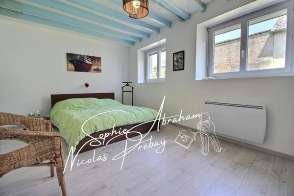 Fermette avec dépendances et terrain constructible