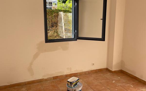 Appartement à vendre    2 pièces • 50,34 m2 Saint-Denis