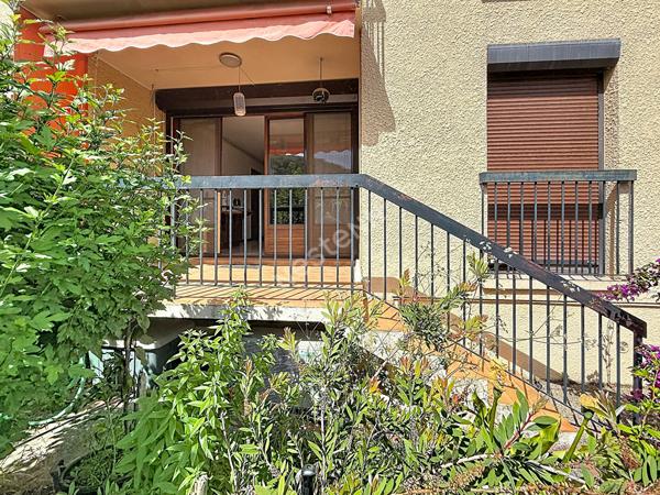 Appartement Saint Cyr Sur Mer de 3 pièces avec jardin