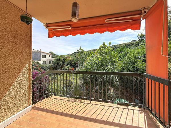 Appartement Saint Cyr Sur Mer de 3 pièces avec jardin
