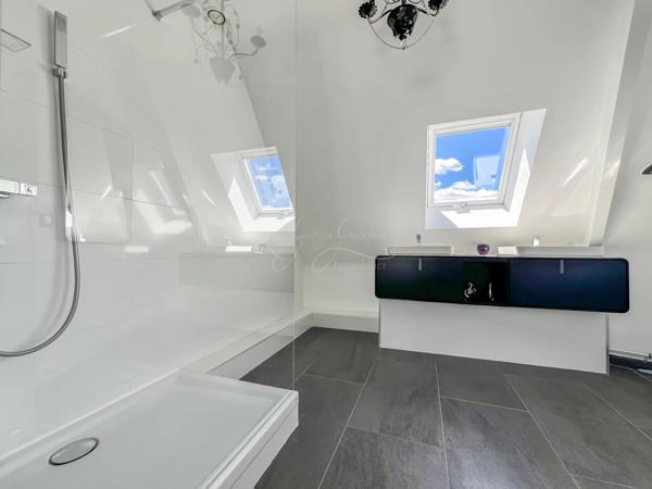 La jolie maison dans la prairie