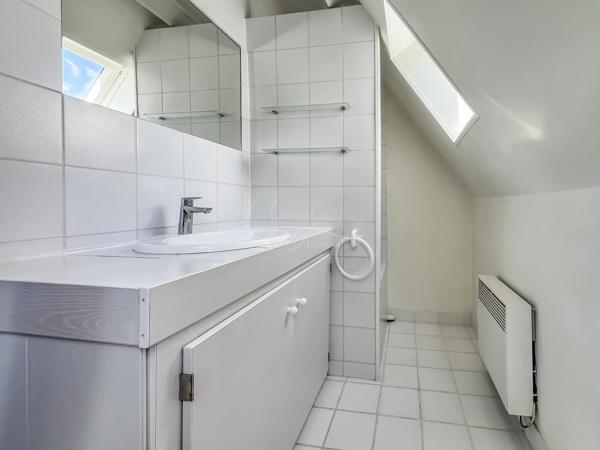 La jolie maison dans la prairie