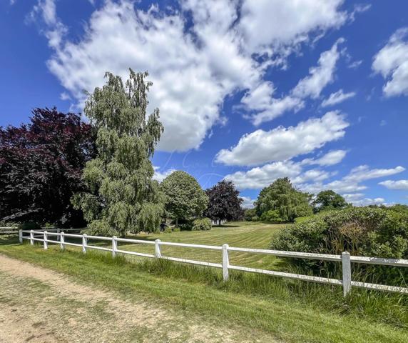 La jolie maison dans la prairie