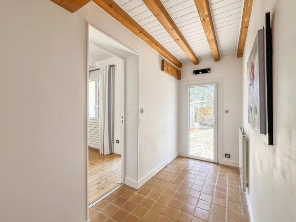 La jolie maison dans la prairie