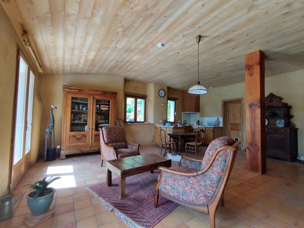 Deux maisons indépendantes, habitables immédiatement, 3 ha – Campagne de Molières (82)