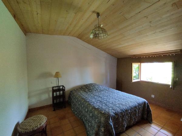 Deux maisons indépendantes, habitables immédiatement, 3 ha – Campagne de Molières (82)