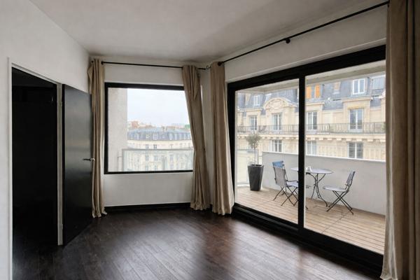 Appartement Paris 2 pièce(s) 61 m2