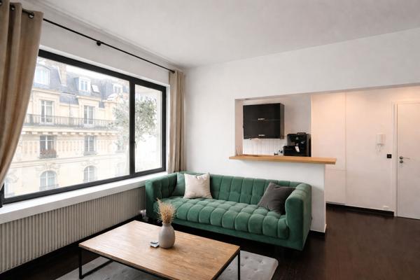 Appartement Paris 2 pièce(s) 61 m2