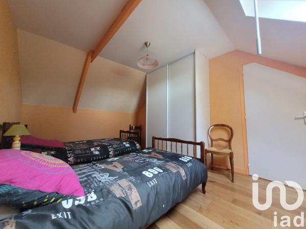 Longère 4 pièces de 109 m² à Gourin (56110)