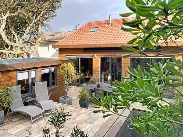 Maison 5 pièces - 90 m²