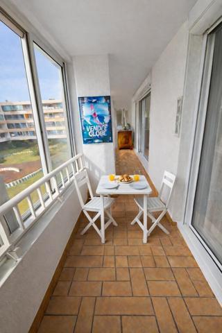 LES SABLES D'OLONNE - HYPER CENTRE - A 2 PAS DE LA PLAGE ET  DE LA GARE