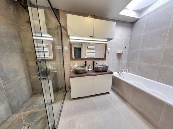 Maison Roissy En Brie 6 pièces 99 m²