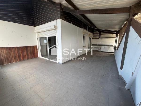 APPARTEMENT T4 EN DUPLEX AVEC TERRASSE ET GARAGE FERME