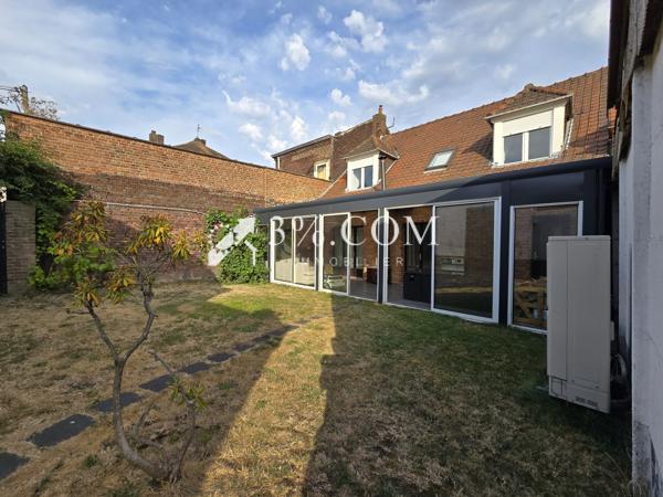 Maison 5 pièce(s) 3 chambre(s) 105 m²