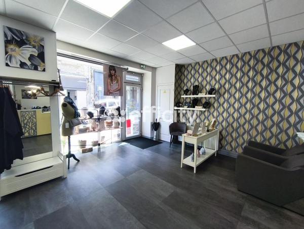 Fonds De Commerce - 86 m²