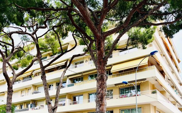 Appartement à vendre    2 pièces • 44,74 m2 Cagnes-sur-Mer