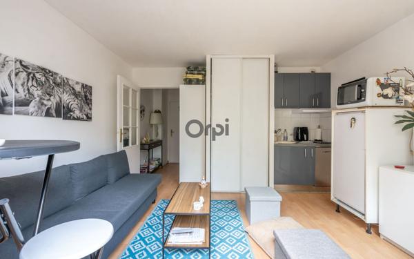 Appartement à vendre    1 pièce • 23,49 m2 Le Plessis-Robinson