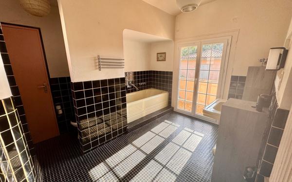 Maison à vendre    13 pièces •  Dax