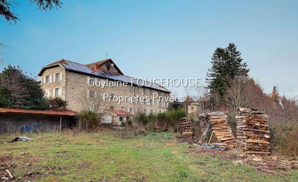 1h de SAINT ETIENNE - ancienne entreprise surface  2 150 m² sur 1ha 7 de terrain