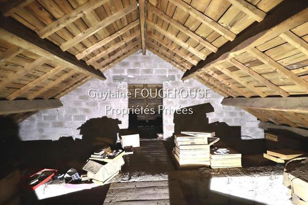 1h de SAINT ETIENNE - ancienne entreprise surface  2 150 m² sur 1ha 7 de terrain