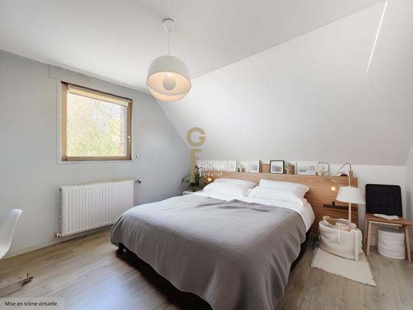 Belle maison d'architecte de 2012 individuelle de185 m2, chambre et SDD et bureau en RDC