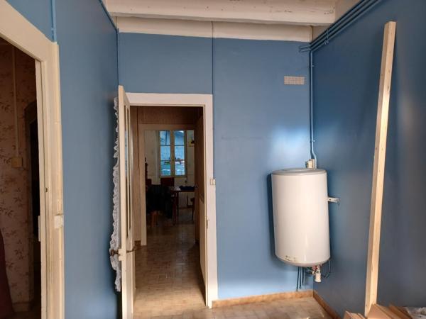 Maison centre-bourg avec courette proche commerces